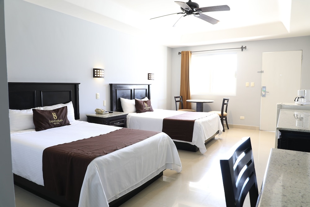 Hotel Santorian 20/57