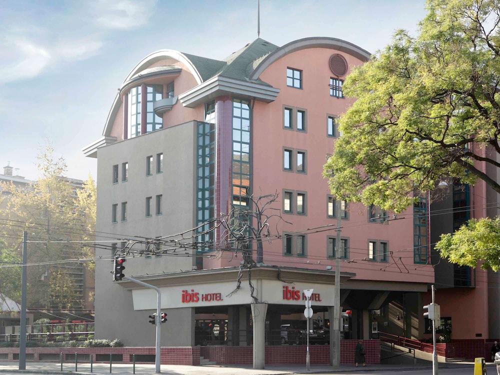 ibis Styles Budapest Heroes Square 7/65