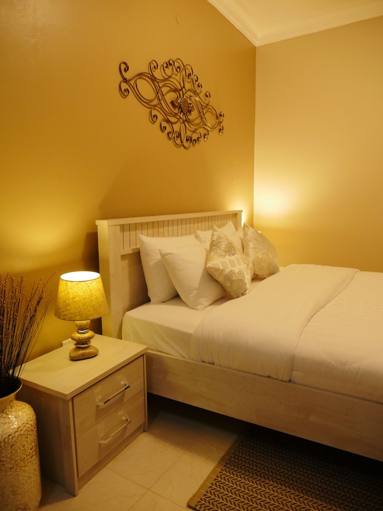 Ivory Castle Boutique Hotel 9/27