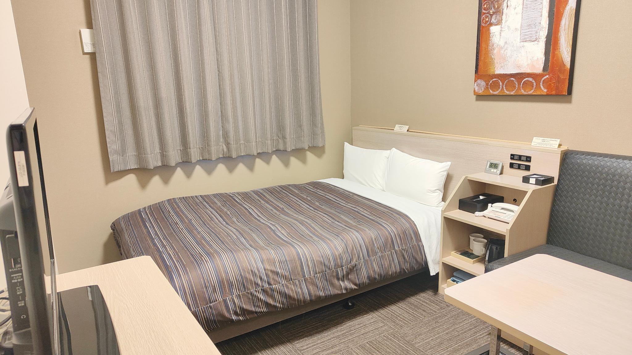 Semi Room, Standard, Semi Double Bed, Smoking