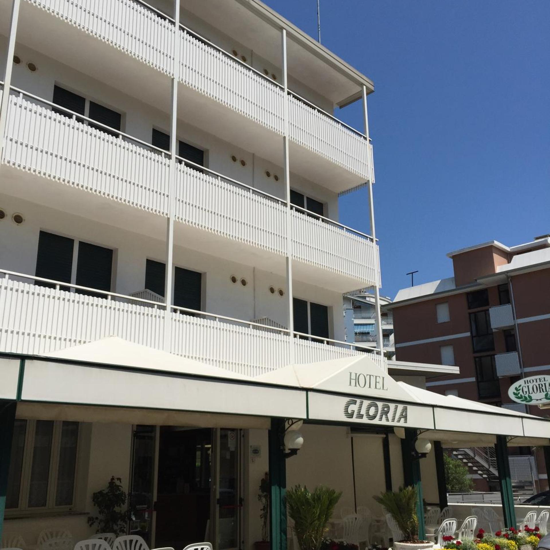 Hotel Gloria 9/68