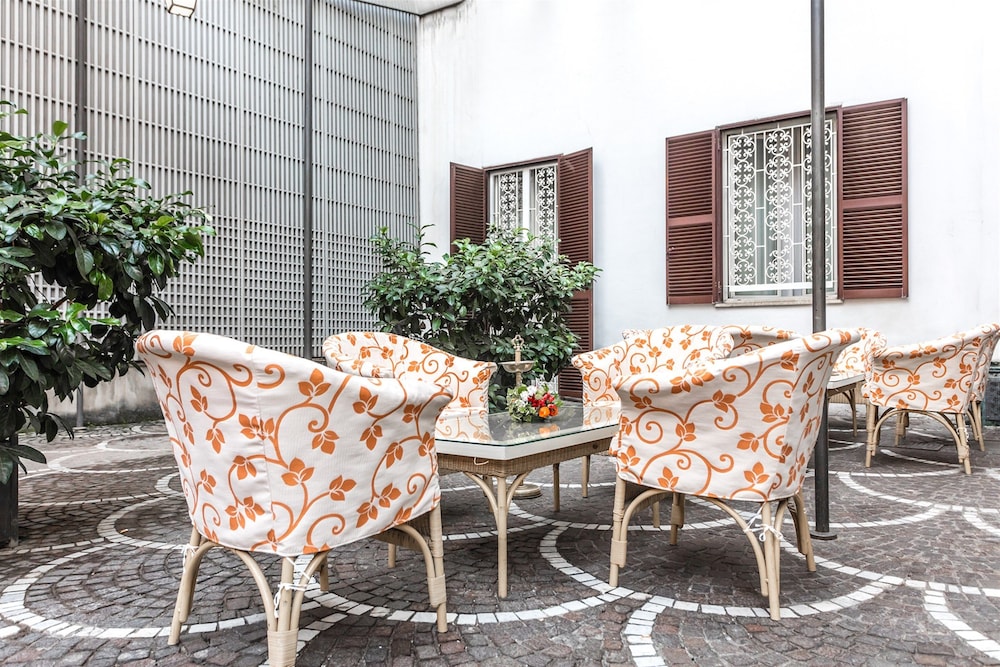 Raeli Hotel Lazio 18/24