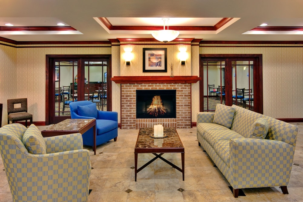 Holiday Inn Express & Suites Dewitt (Syracuse) 38/61