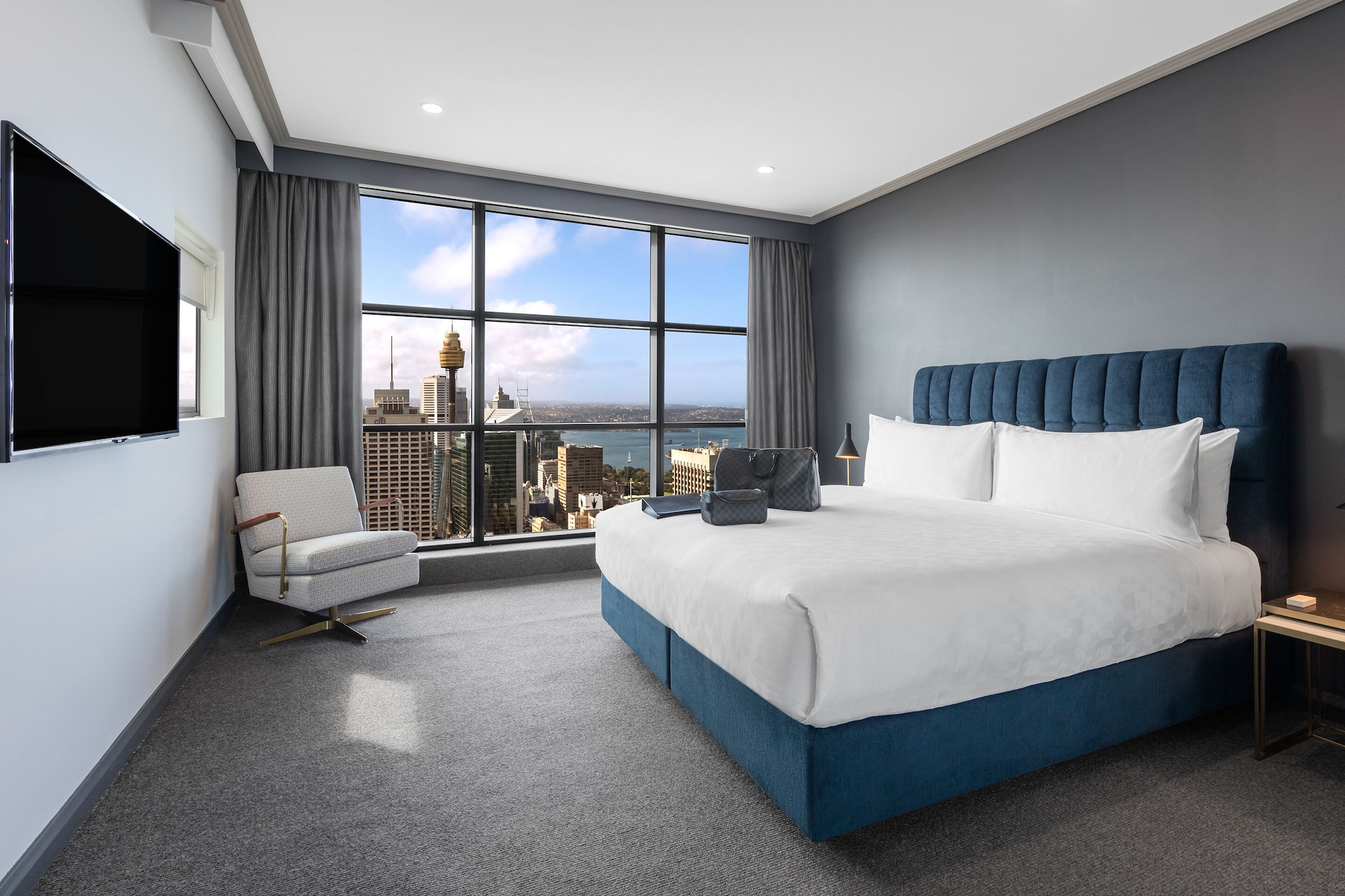 3 Bedrooms, Sydney, Penthouse, 3 King Beds
