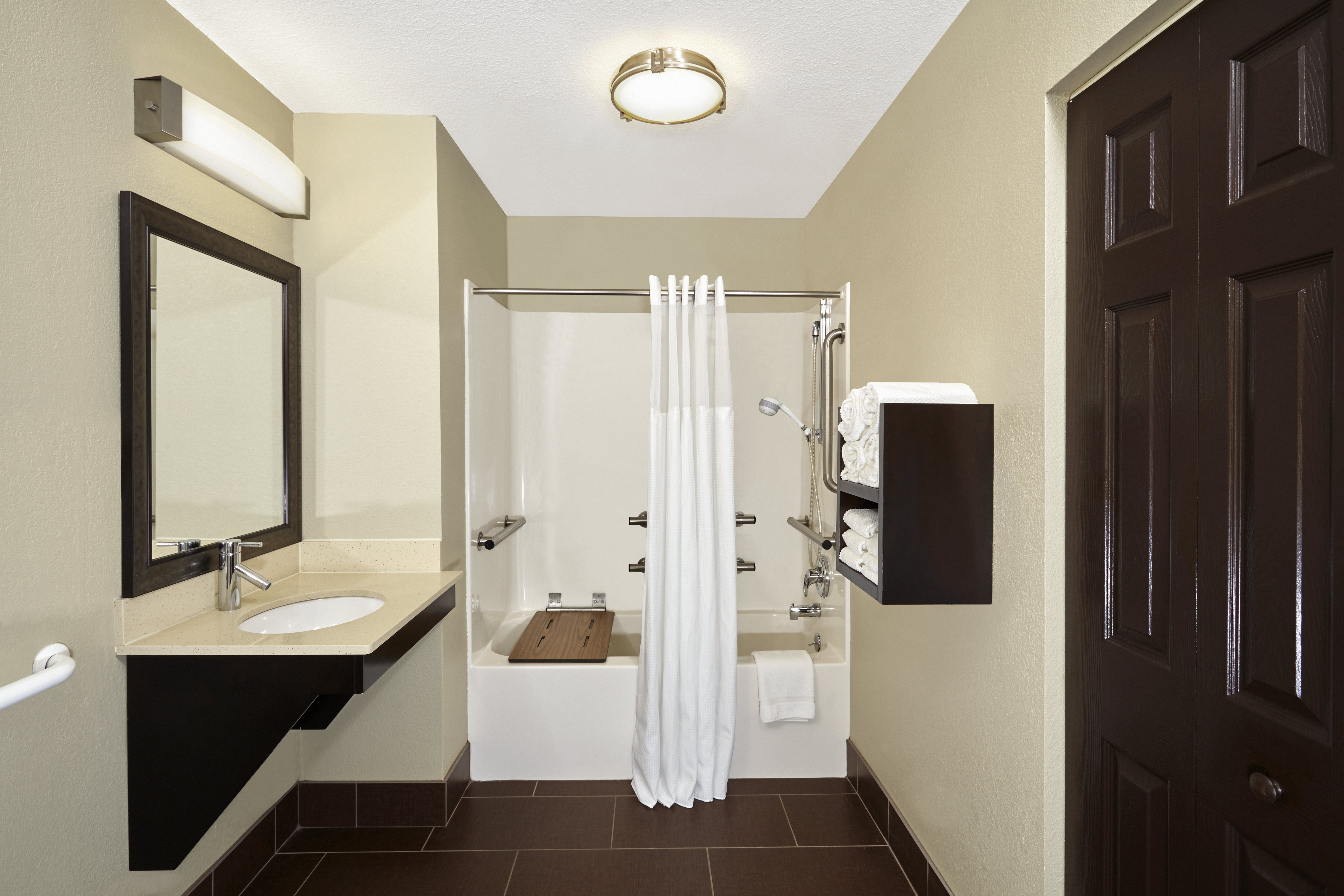 1 Bedroom, King Bed, Accessible