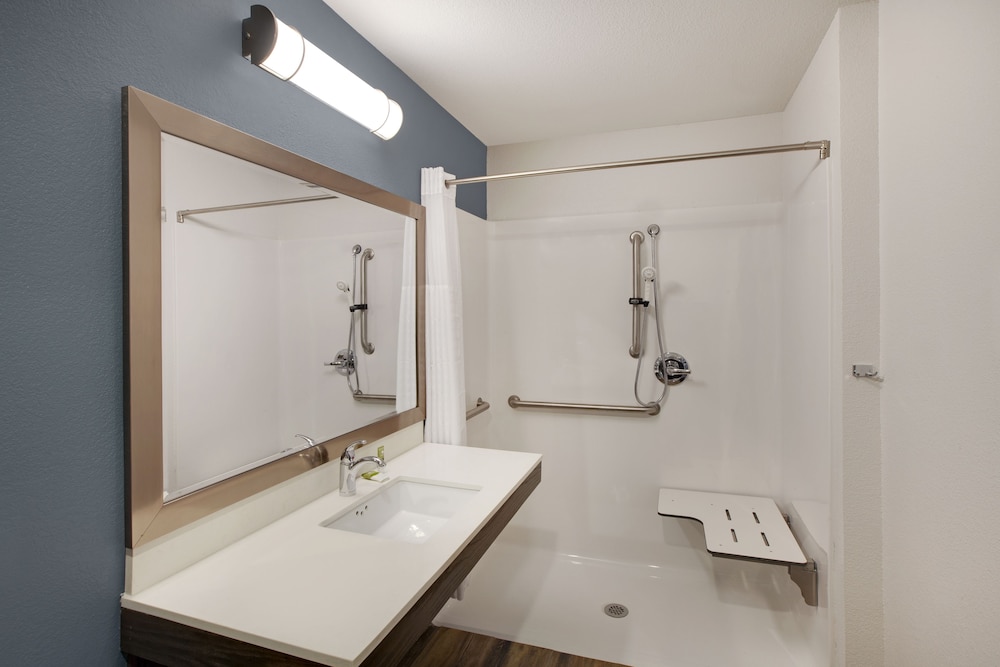 WoodSpring Suites San Antonio Stone Oak 39/42