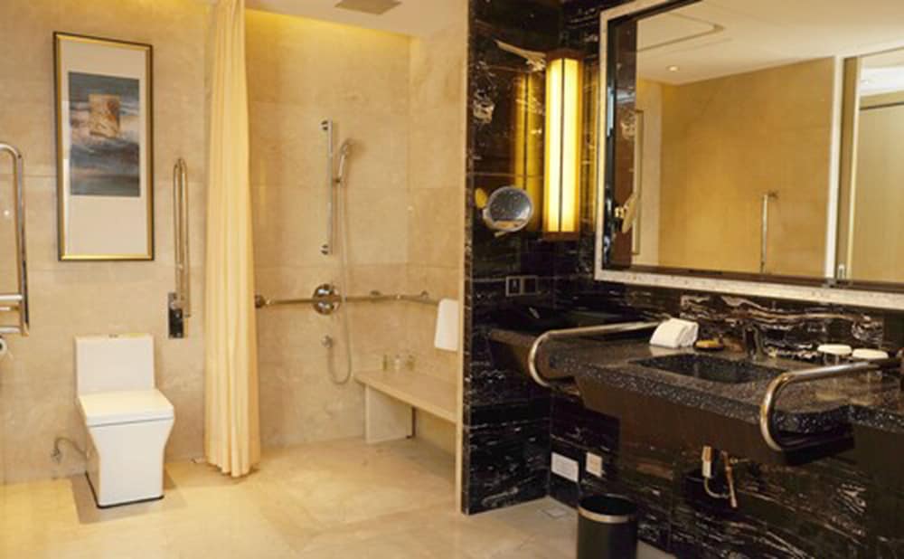Hilton Zhongshan Downtown 19/74