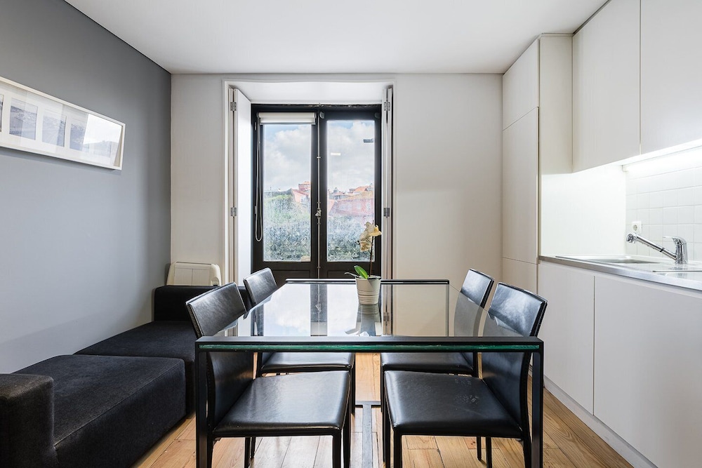 Old City Design Apartments 40/46