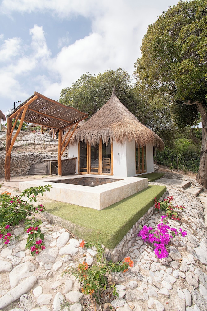 Santuario Beach Hostel 6/48