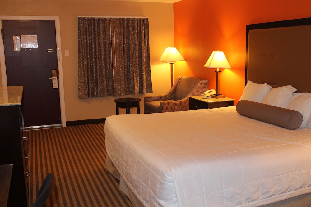 Travelodge by Wyndham Bellmawr 7/21