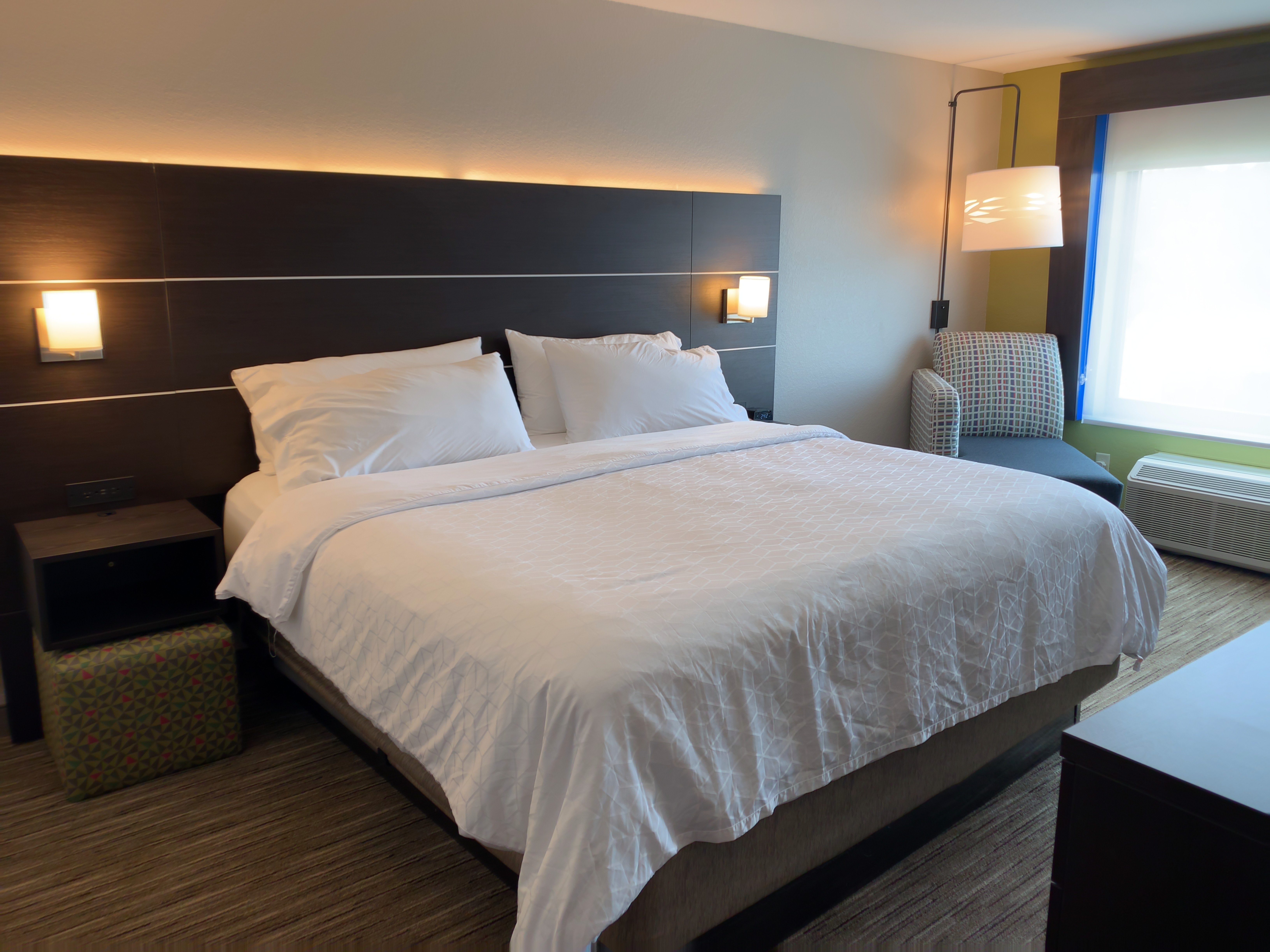 Holiday Inn Express And Suites Exmore Eastern Shore 27/54