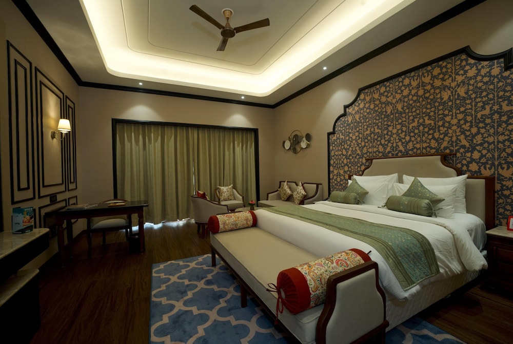 Imperial, King Bed