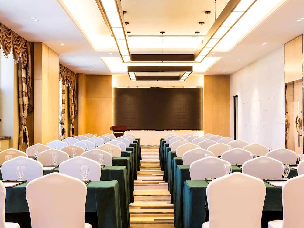 NOVOTEL DAQING HAOFANG 37/47