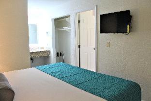 غرفة، Howard Johnson Suites by Wyndham San Diego Chula Vista/BayFt 2/4