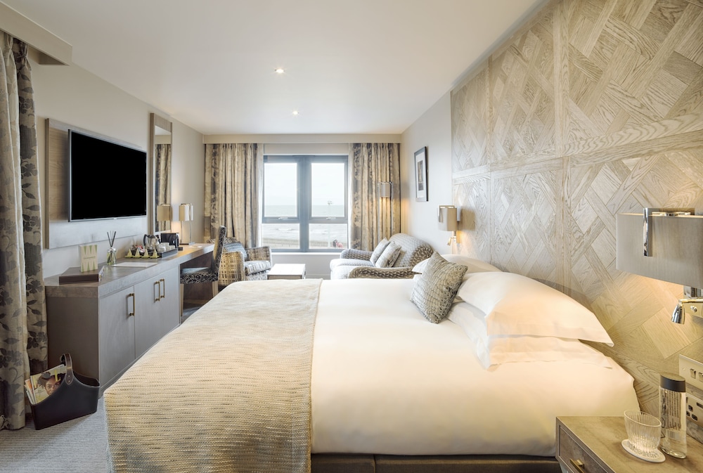 Boulevard Hotel 14/50