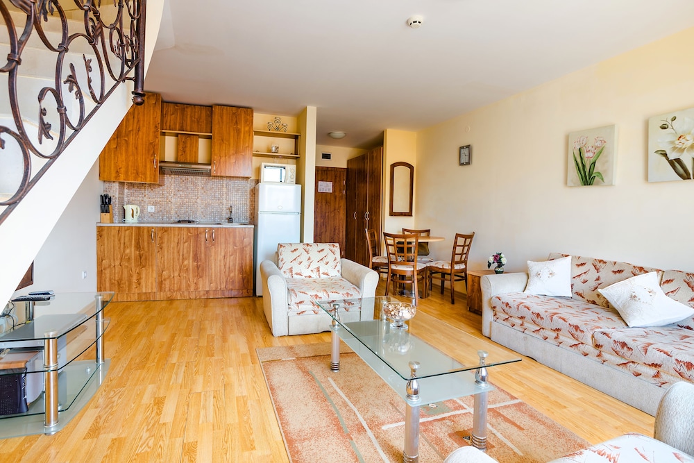 TSB Sunny Victory Apartments 49/72