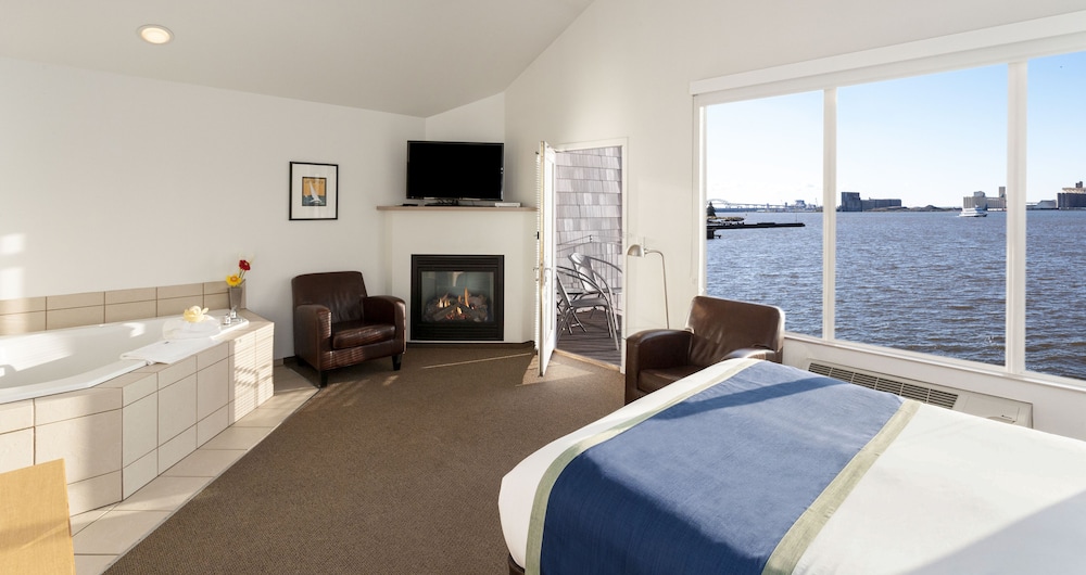 South Pier Inn 19/50
