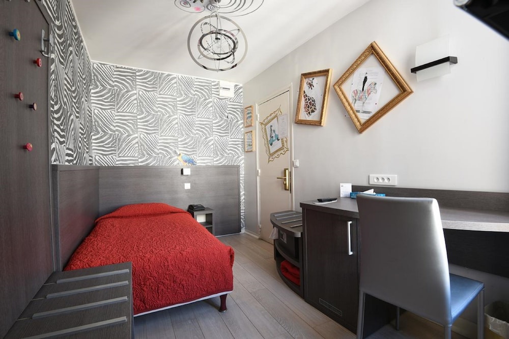 Hotel Amelie 46/62