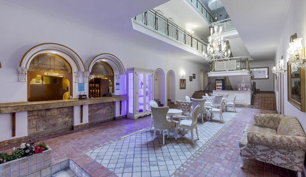 Hotel Adalya Port 27/50