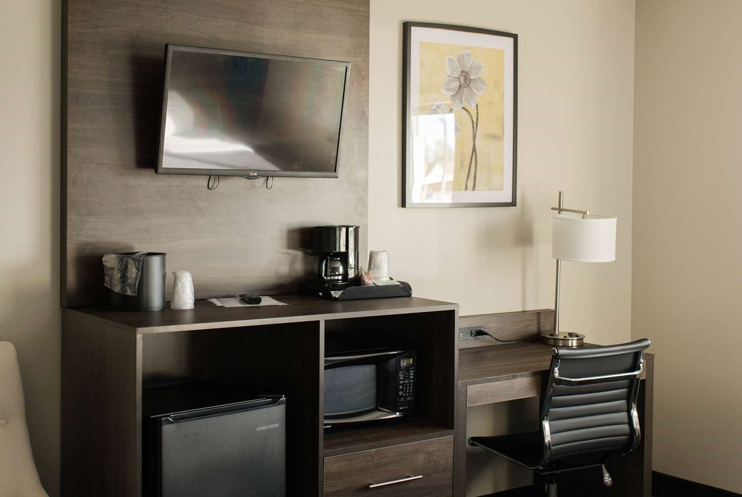 Travelodge by Wyndham Escanaba 42/46