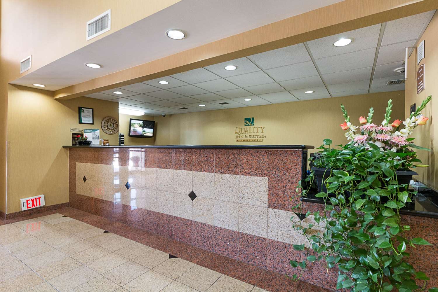 Quality Inn & Suites Buda, TX 4/21