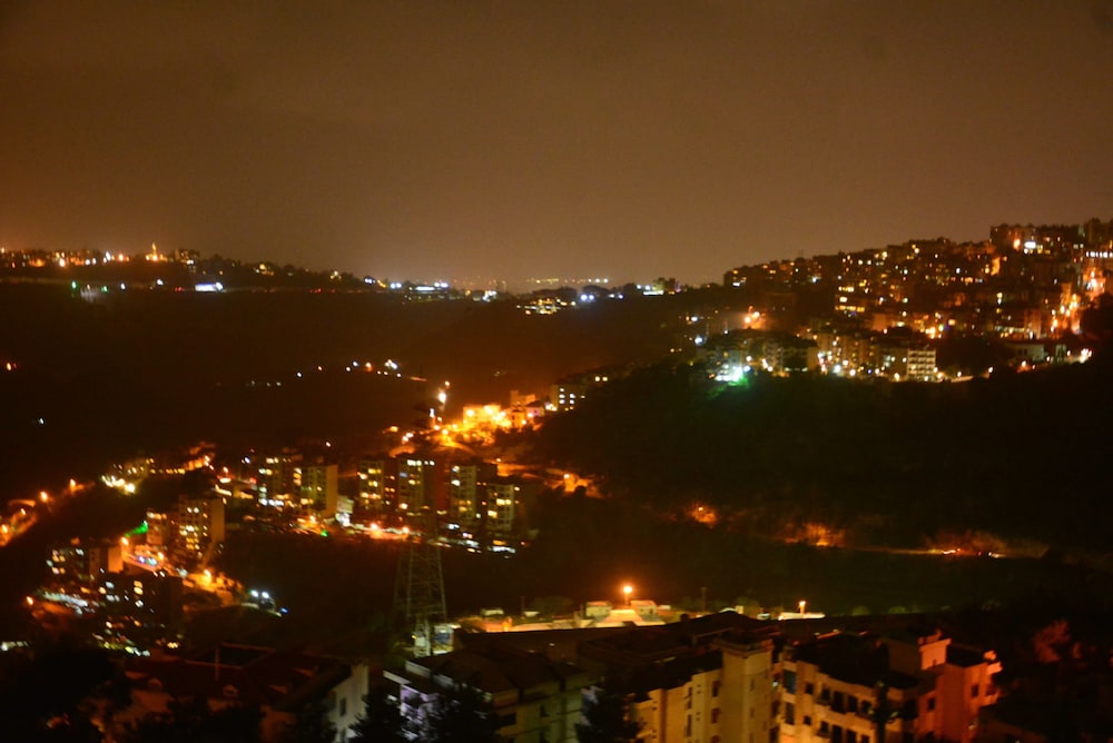 MONTEVERDE HOTEL 61/64