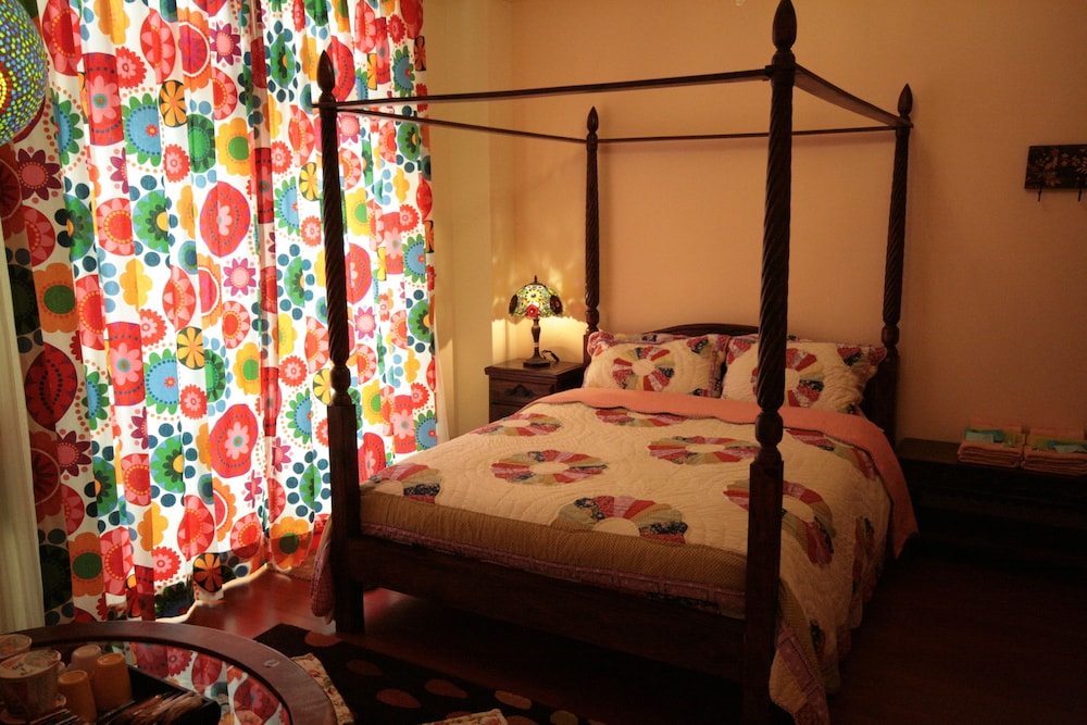 Hualien Paris Home B&B 10/66