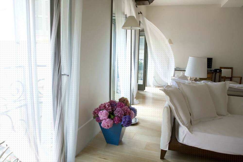 Milanosuites 10/28