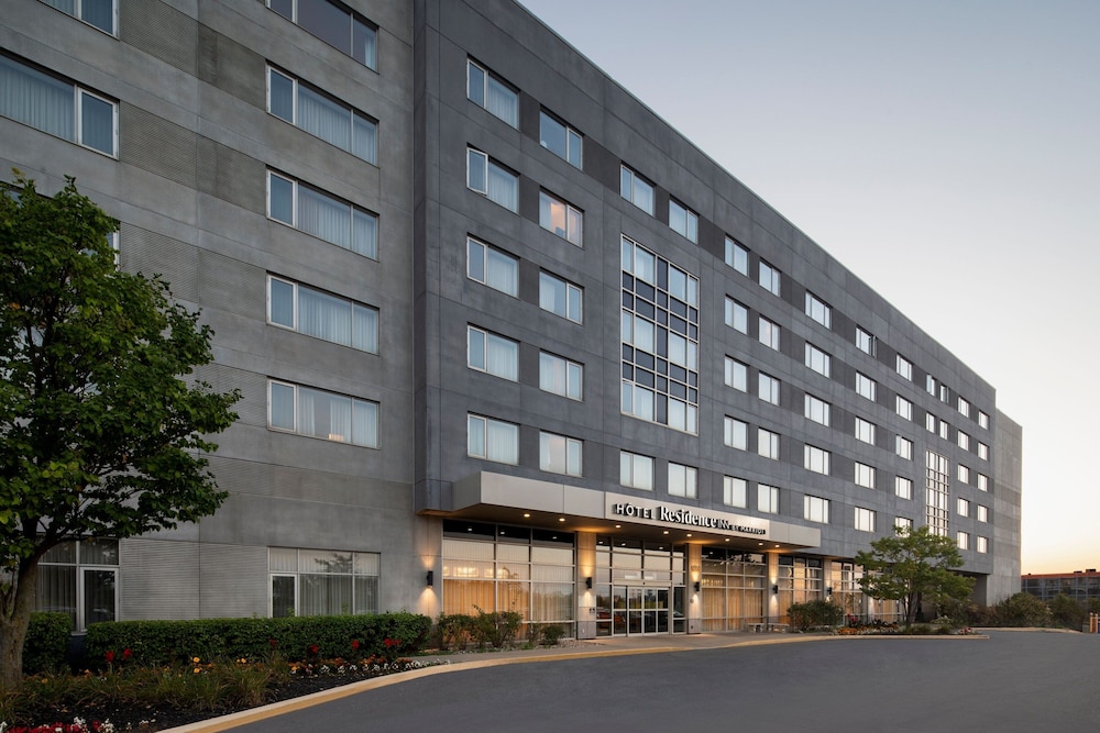 Residence Inn Montreal Airport in MONTREAL