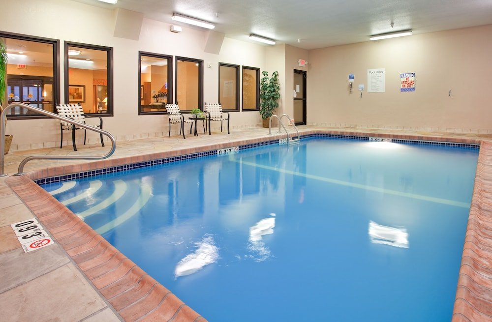 Holiday Inn Express & Suites Kansas City-Liberty (Hwy 152), an IHG Hotel 44/74