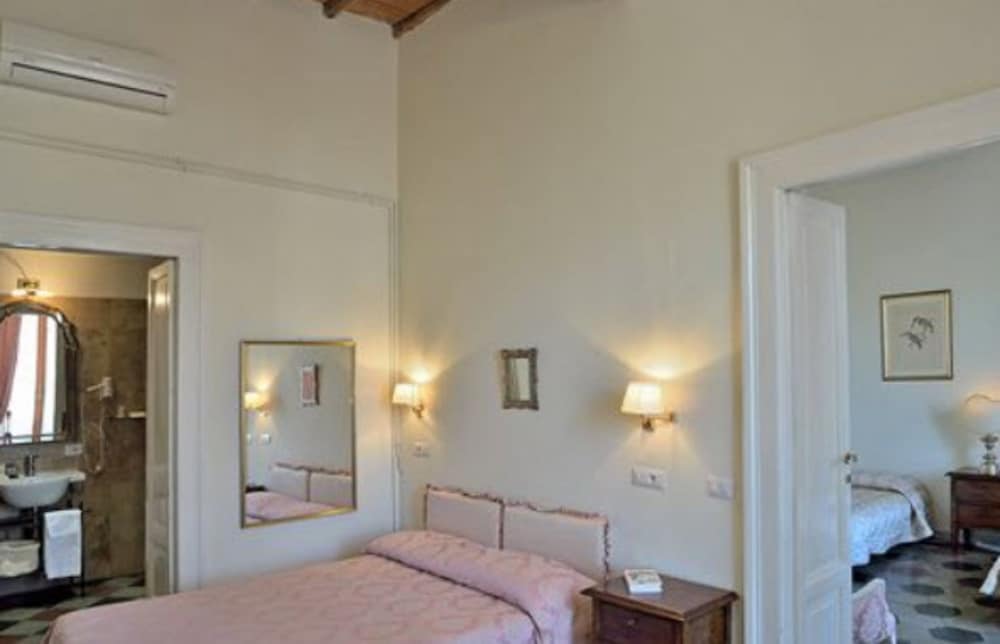 Hotel Le Clarisse Al Pantheon 46/59