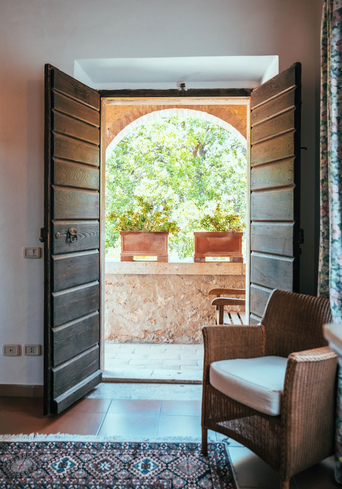 Relais Villa Acquaviva 50/71
