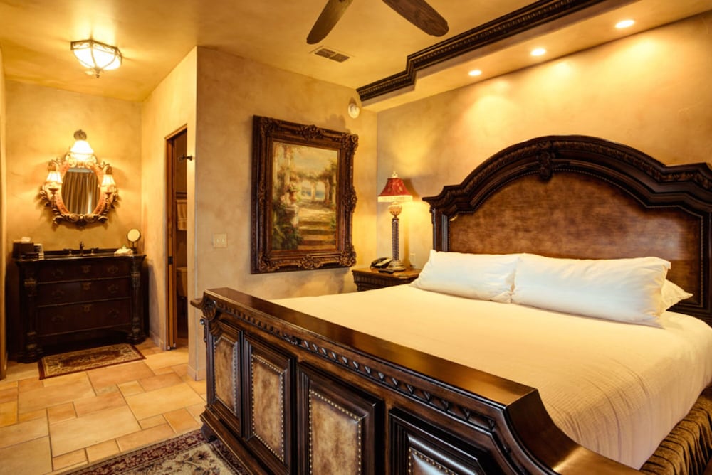 Ocean Lodge 8/41