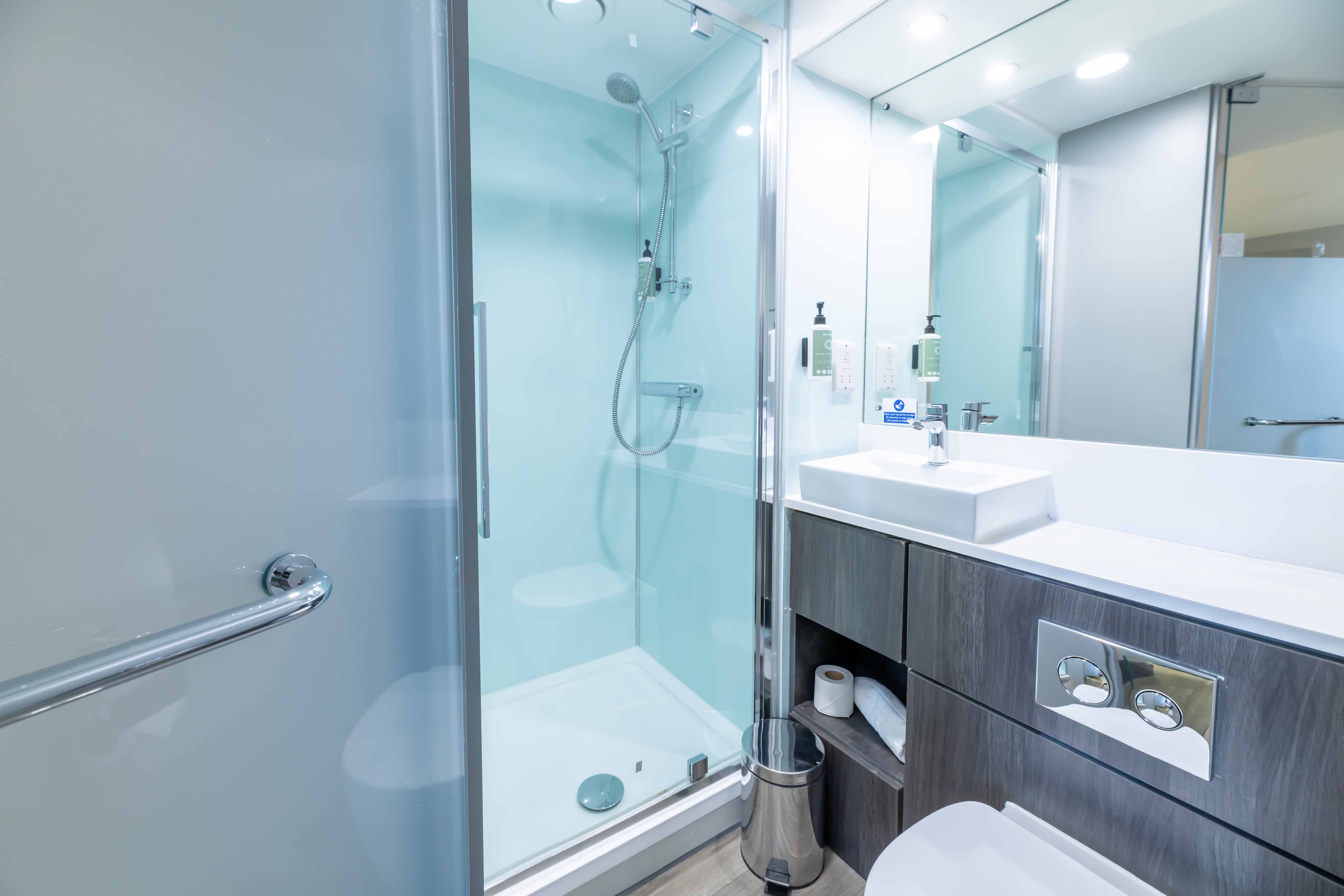 Inner, Family، easyHotel Leeds City Centre 6/9