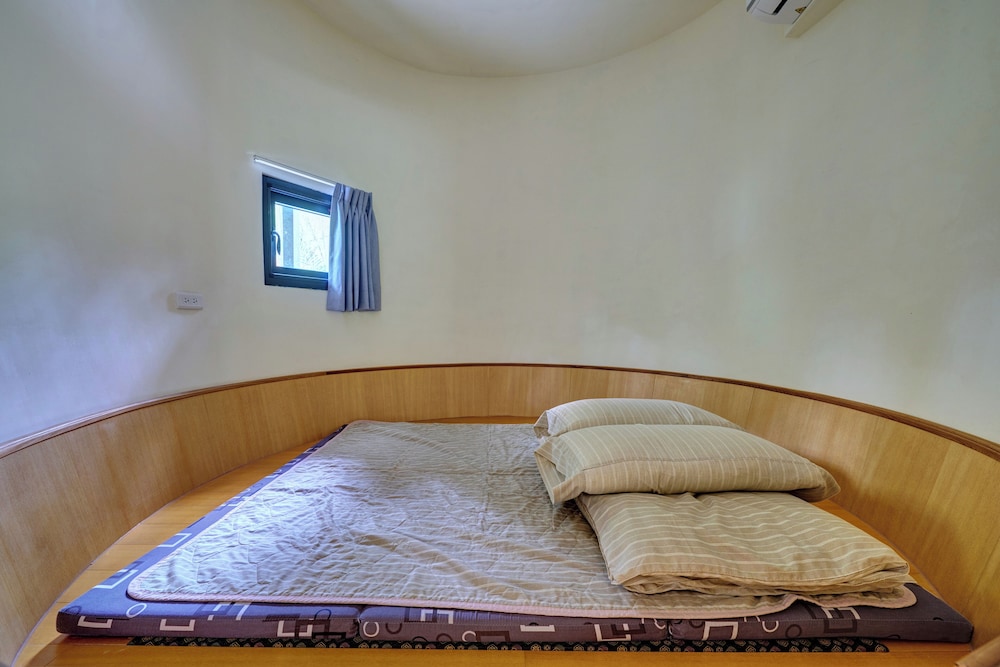Zhuo Ye Cottage 16/50