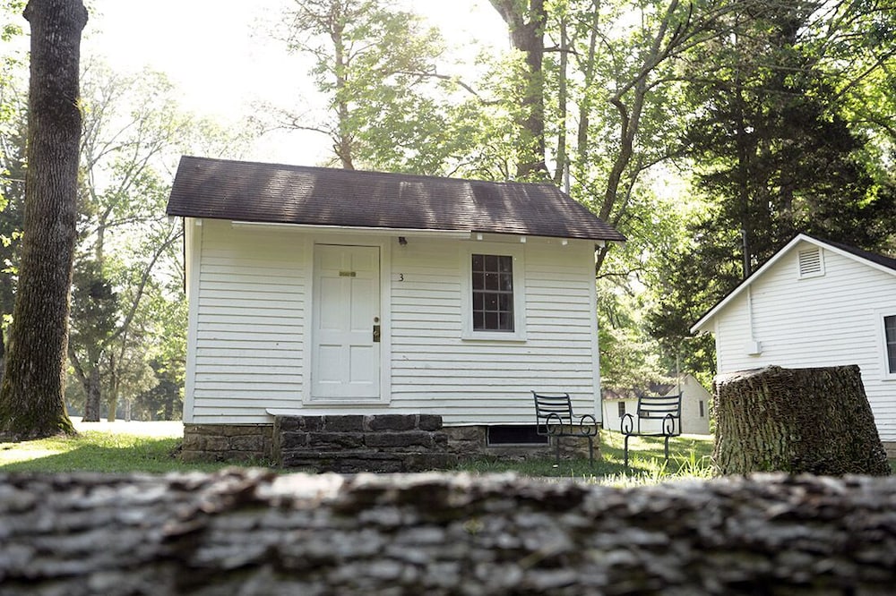 The Lodge at Mammoth Cave 20/25
