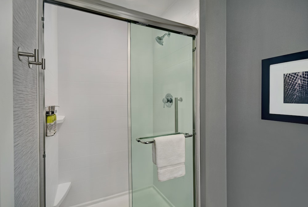 Staybridge Suites Houston Galleria Area 17/63