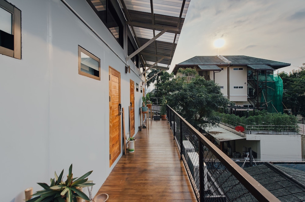 The Yard Hostel 43/50