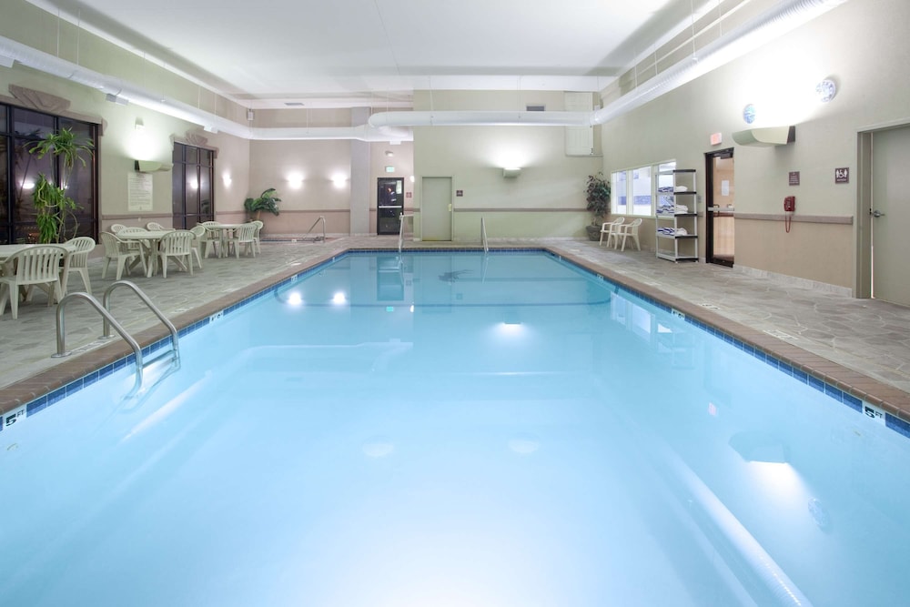 Hampton Inn Bowling Green Oh 26/48