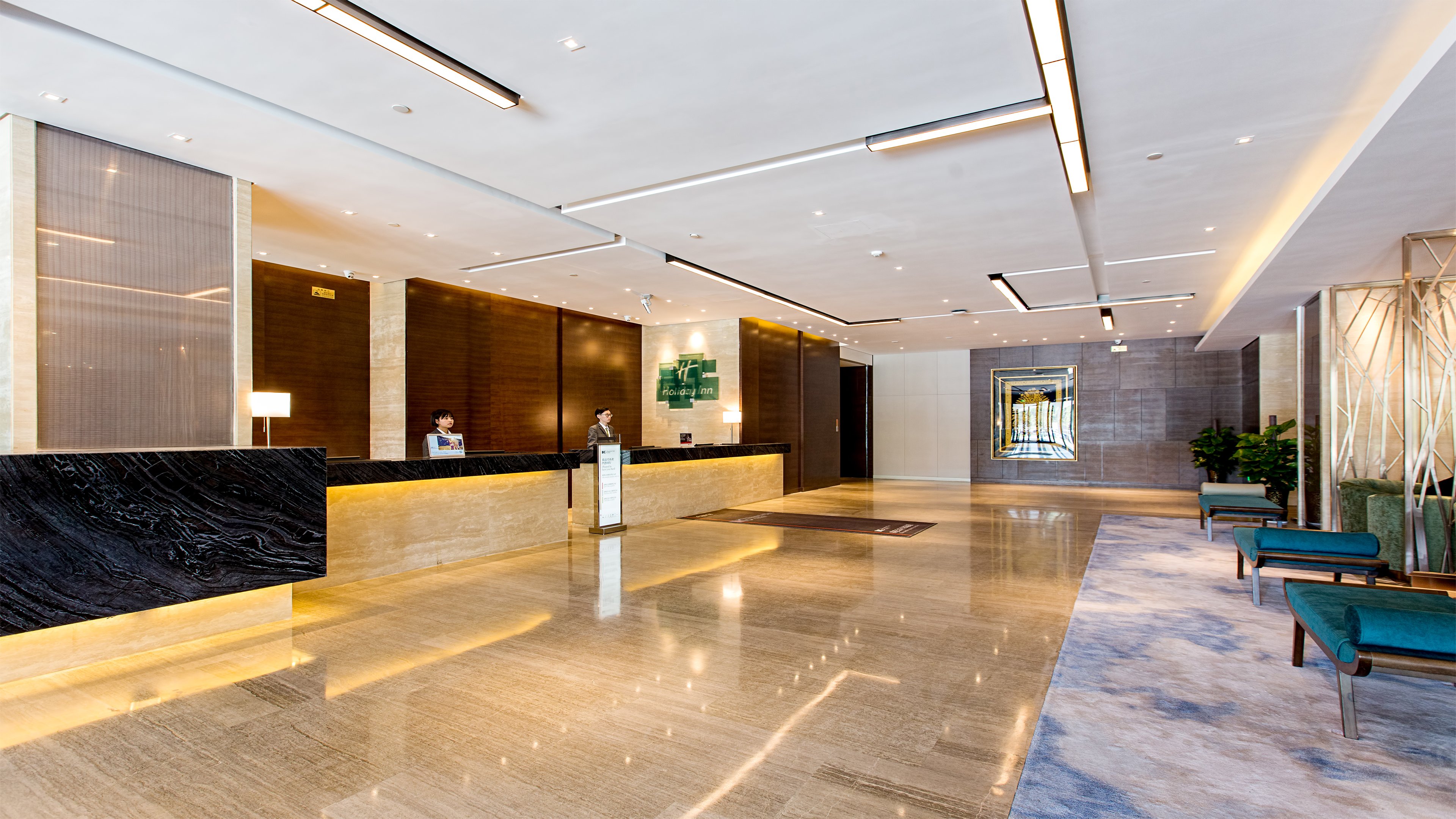 Holiday Inn Baoji Central 5/50