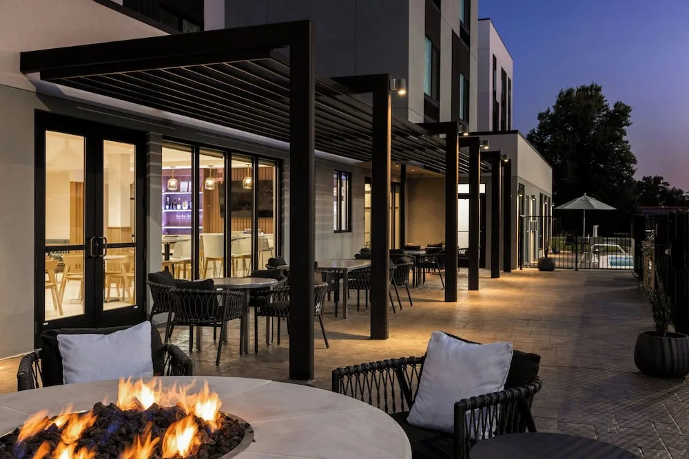 Fairfield by Marriott Inn & Suites Forrest City 25/33