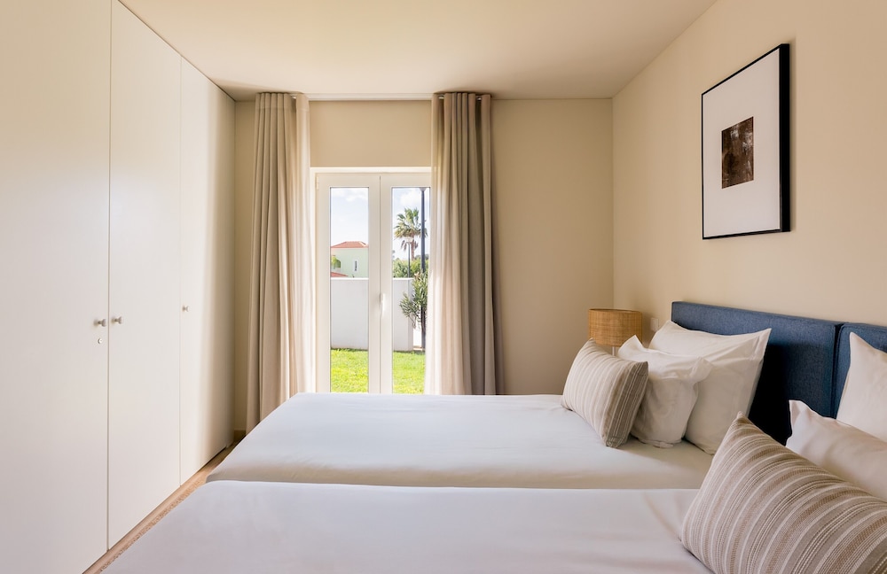 2 BEDROOMS, PREMIUM, APARTMENT