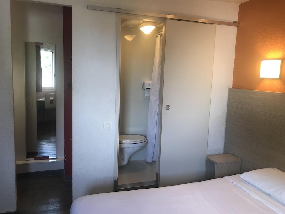 Hotel Premiere Classe Avignon Courtine 19/50
