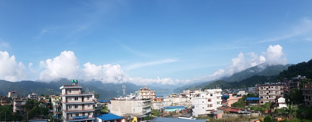 Apartment With Mountain And Lake View 23/23