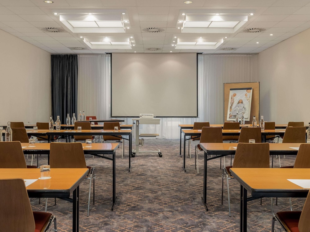 Mercure Hotel Hamburg Am Volkspark 42/55