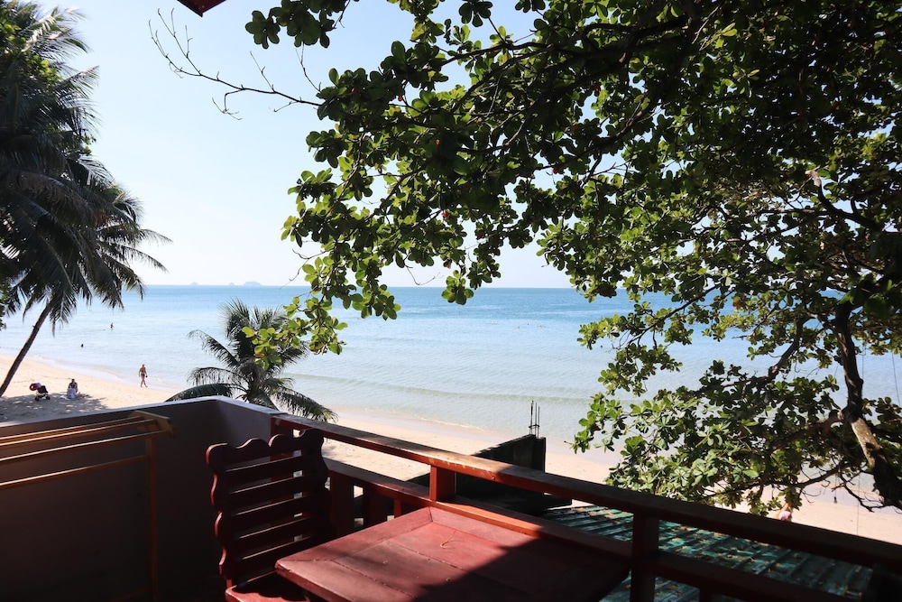Bamboo At Koh Chang Resort 62/68