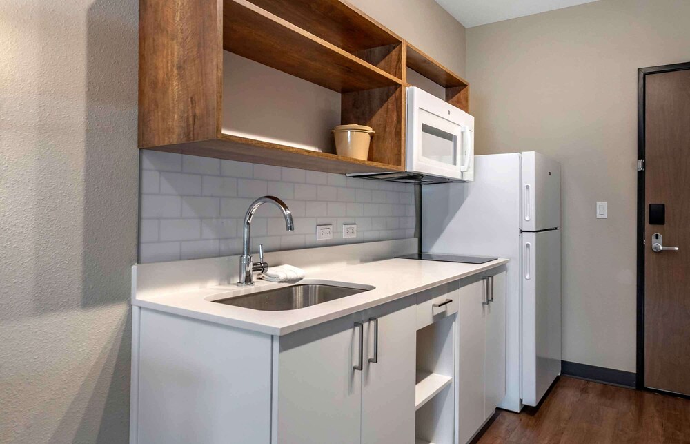 Extended Stay America Premier Suites- Phoenix - Chandler - Airport 47/50