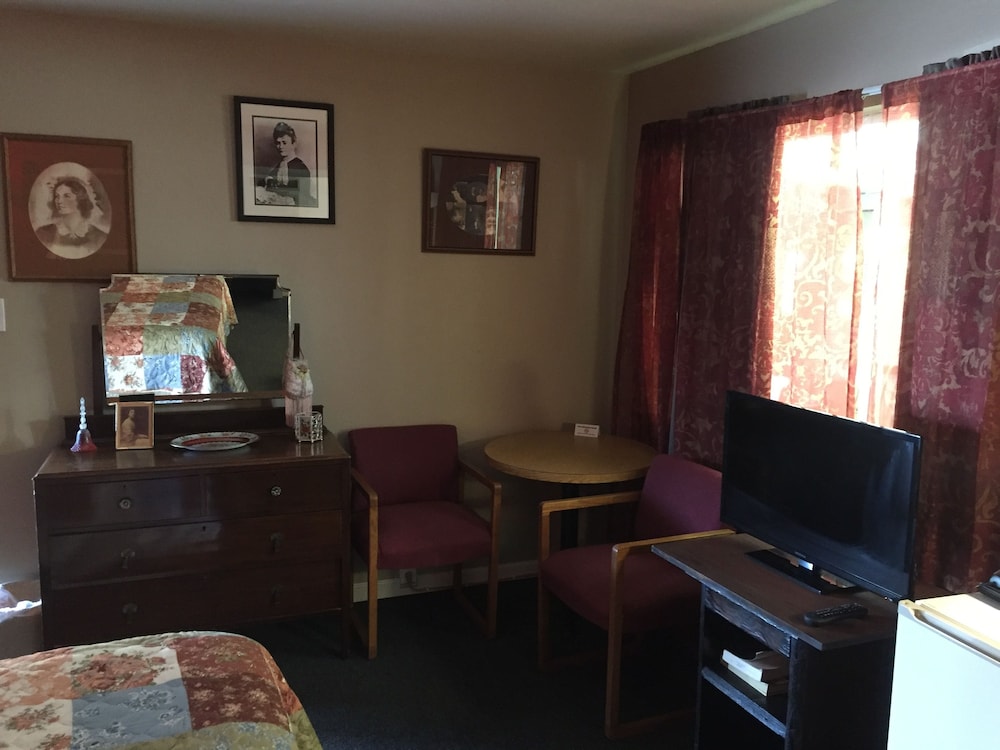 Holiday Lodge 42/66