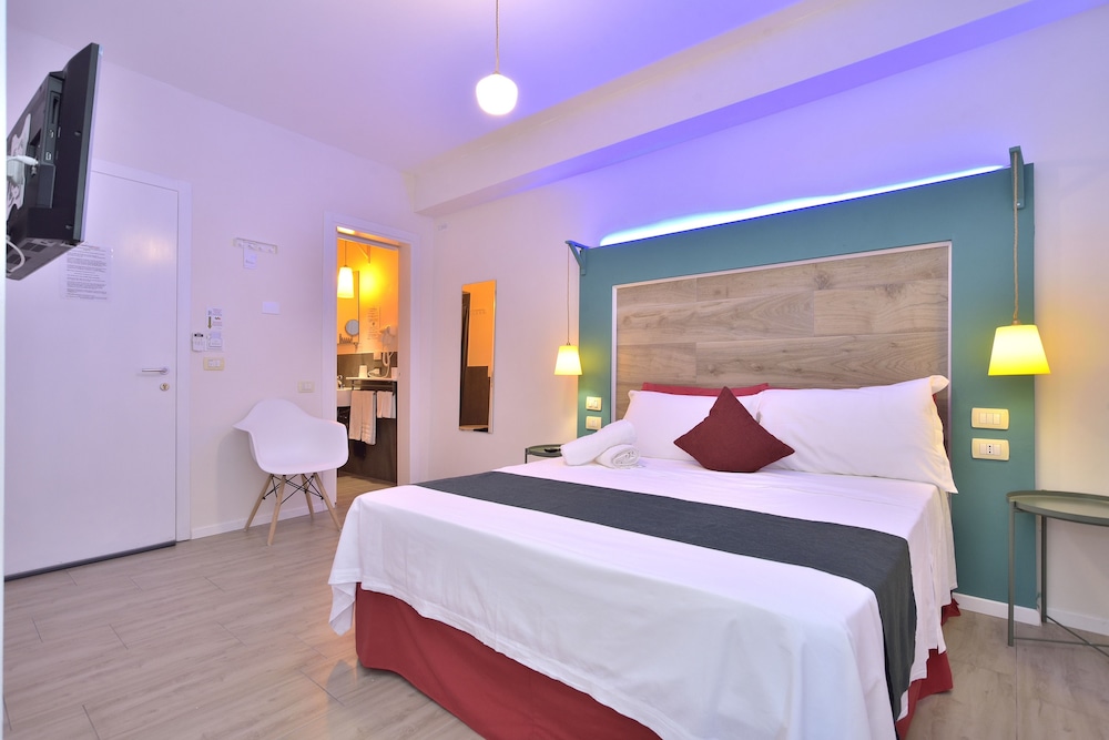MODICA OLD TOWN ROOMS 12/50
