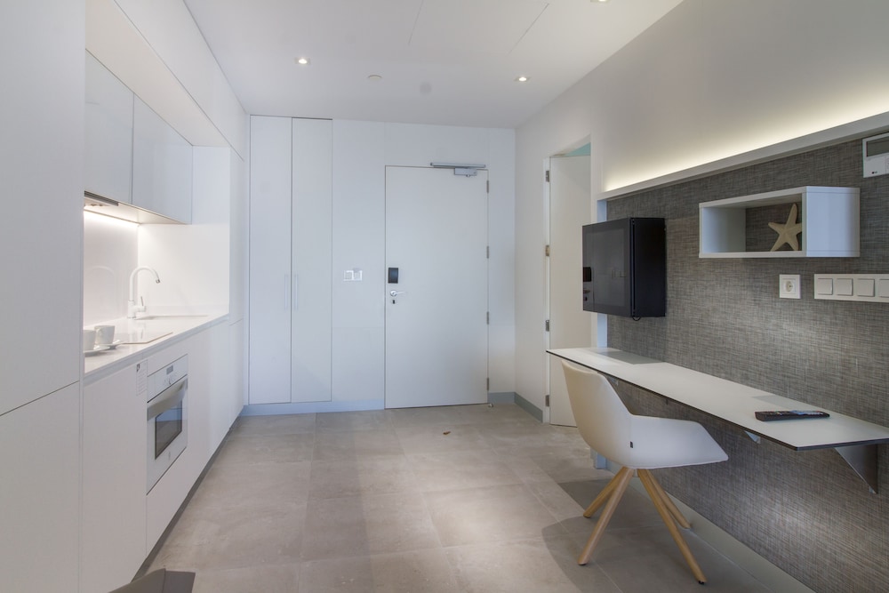 ESTIMAR Calpe Suitopia 3 & three 24/33